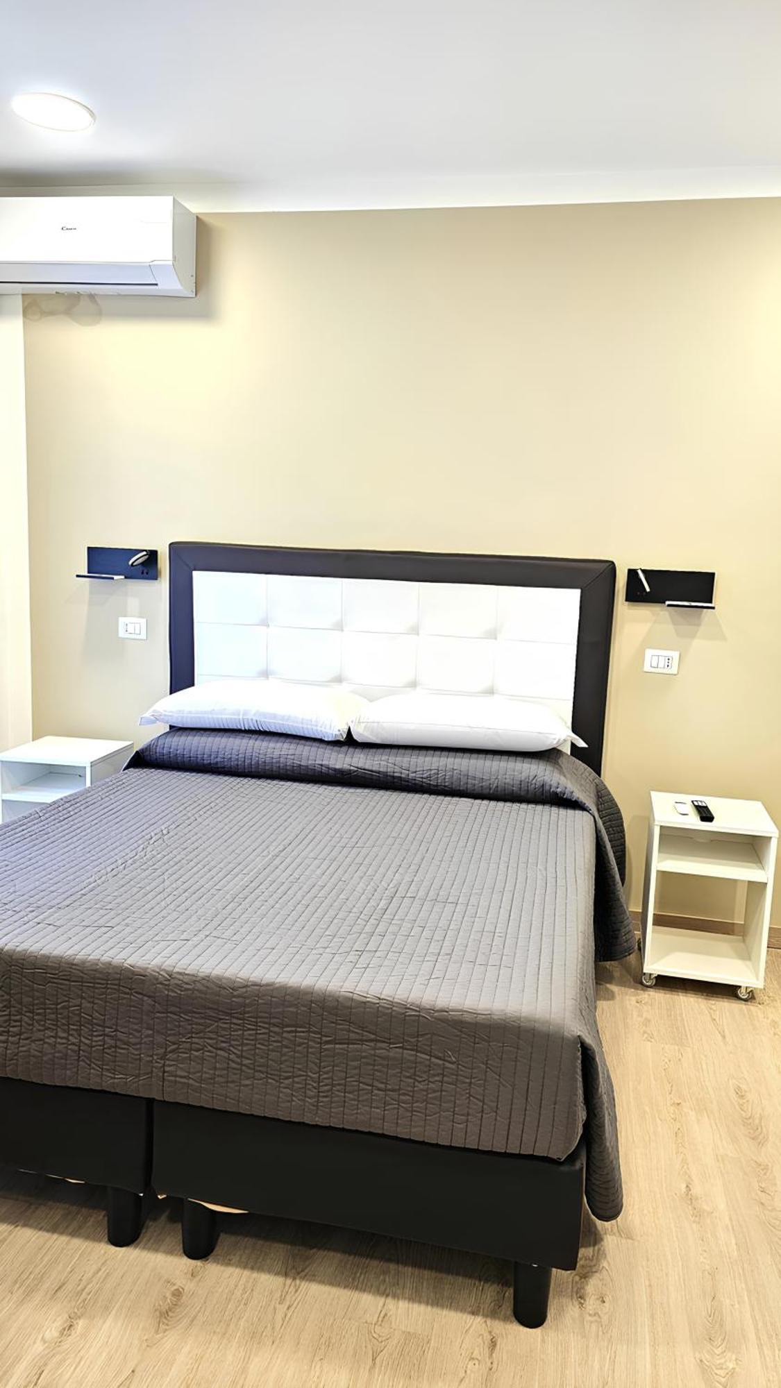 Convenient Booking B&B Рим Экстерьер фото