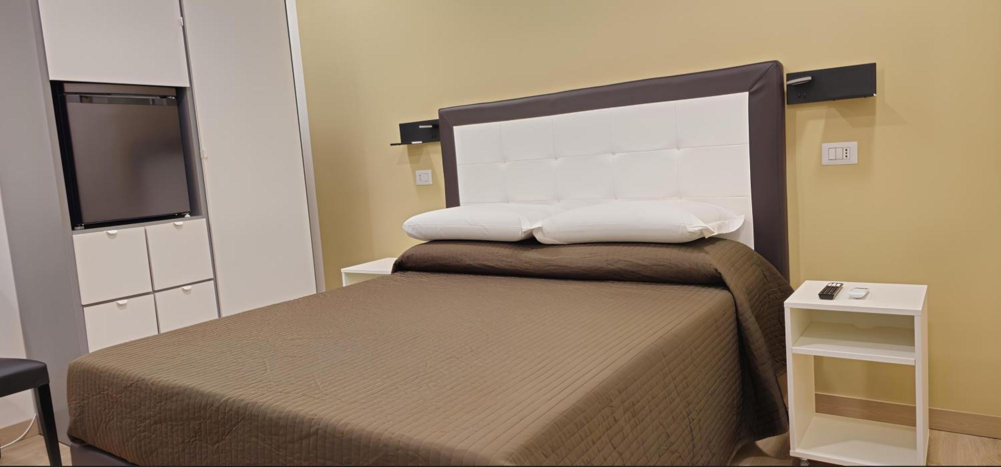 Convenient Booking B&B Рим Экстерьер фото